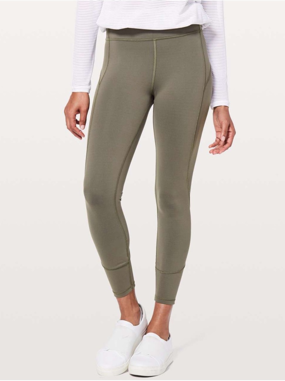 Lululemon In Movement Tight 25" *Everlux Size 4